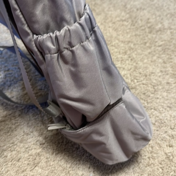 New Beyond Yoga backpack - Picture 5 of 7